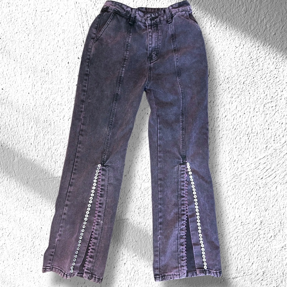 SHEIN Slant Pocket Seam Front Split Hem Flare Leg Jeans